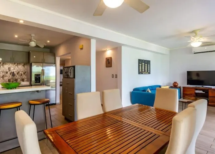 Elegant With Brand-new Fixtures, Shaded Tropical Terrace, And Secluded Access * Playa Flamingo